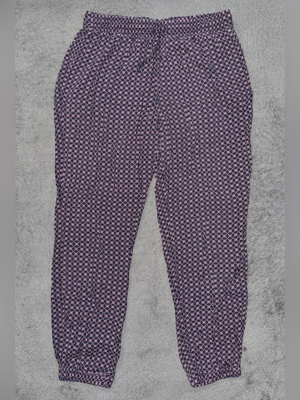 Uniqlo Women’s Bluish Purple Printed Ankle Pants Size M
